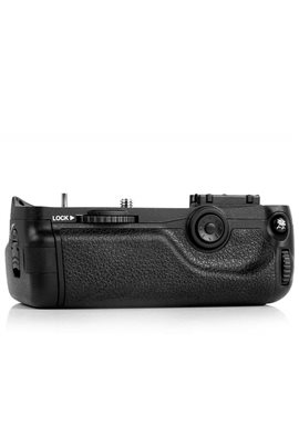 Impugnatura MB-D11 per Nikon D7000